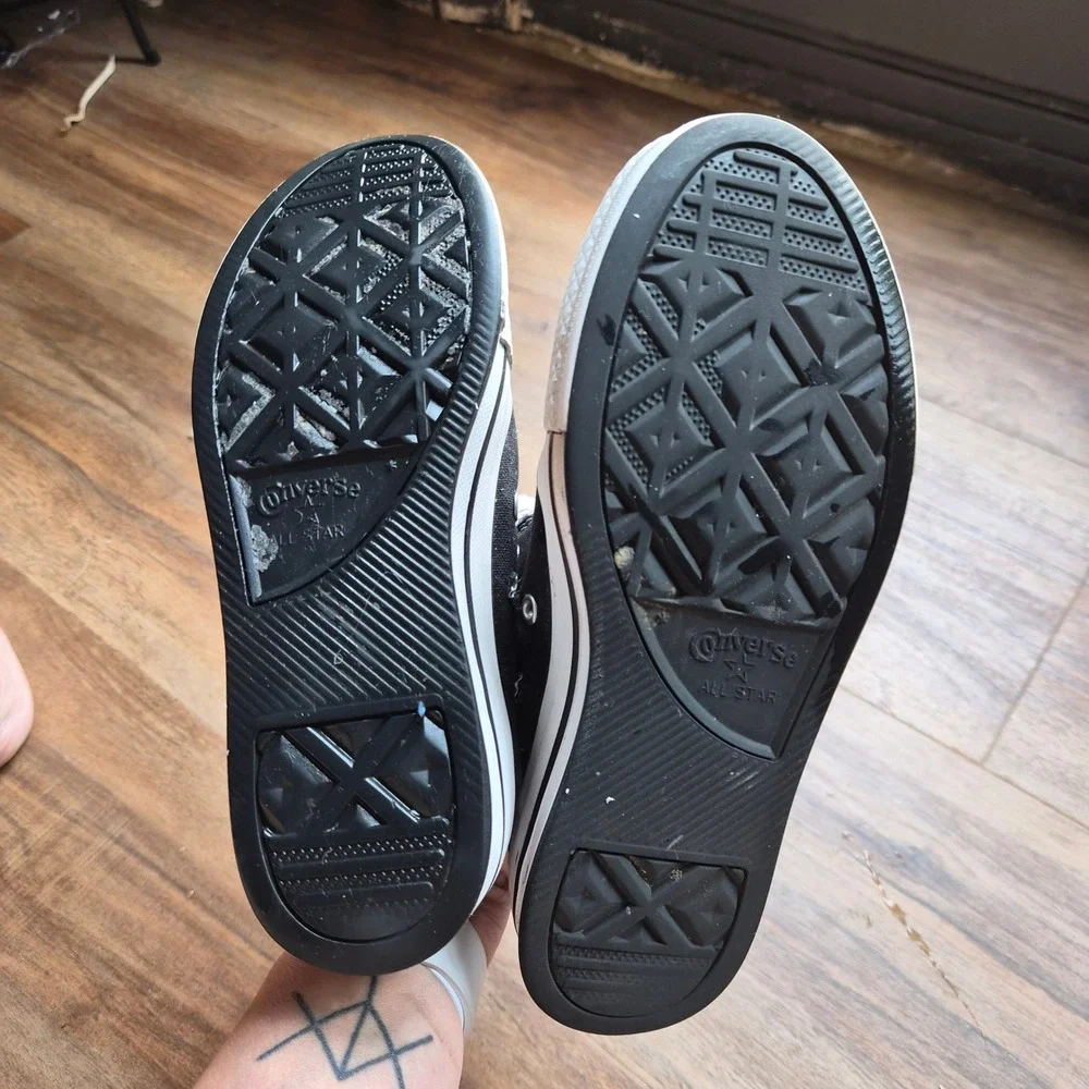 Converse Chuck Taylor All Star High Top Black White Kids Sneakers 3.5 Streetwear